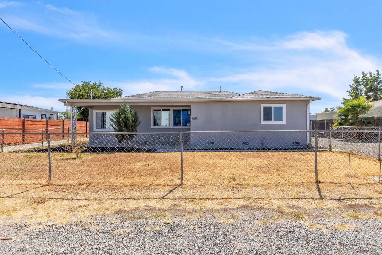 4705 Arboga Road - Photo 1
