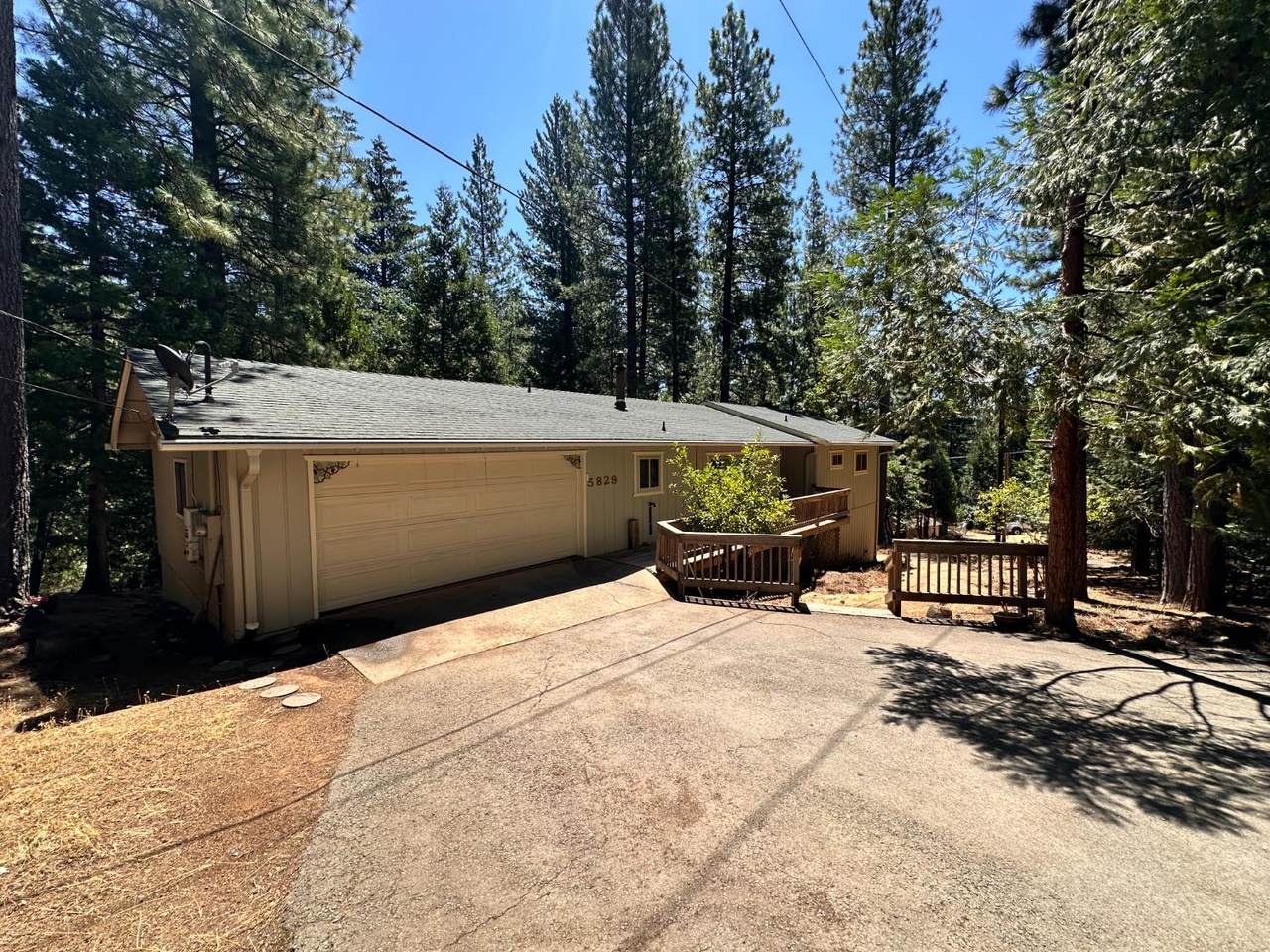 5829 Fallen Oak Trail - Photo 1