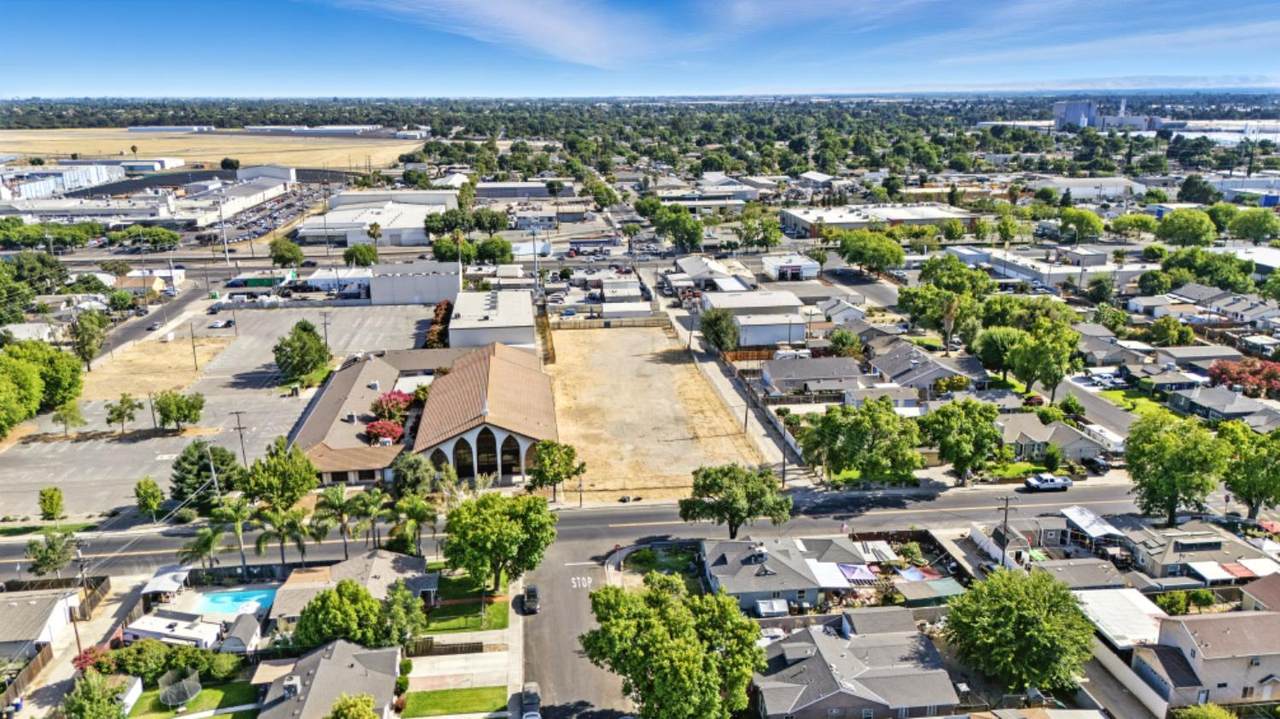 https://bt-photos.global.ssl.fastly.net/sacramento/1280_boomver_1_560911799-2.jpg