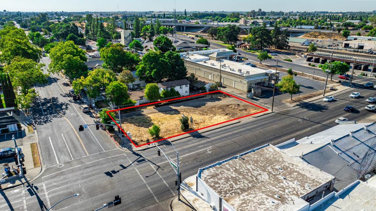 https://bt-photos.global.ssl.fastly.net/sacramento/1280_boomver_1_560917580-2.jpg