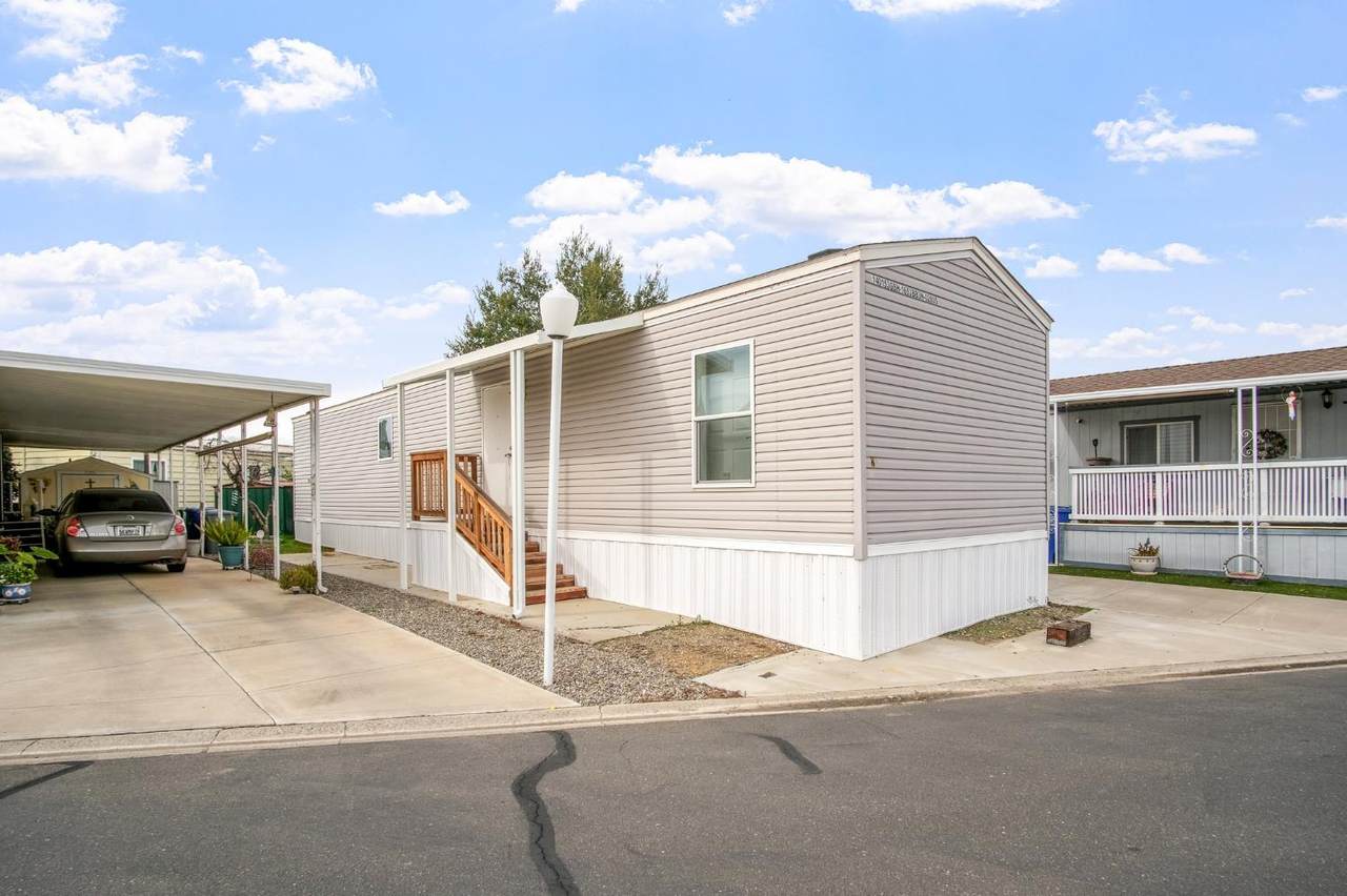 1400 Meredith Avenue - Photo 1