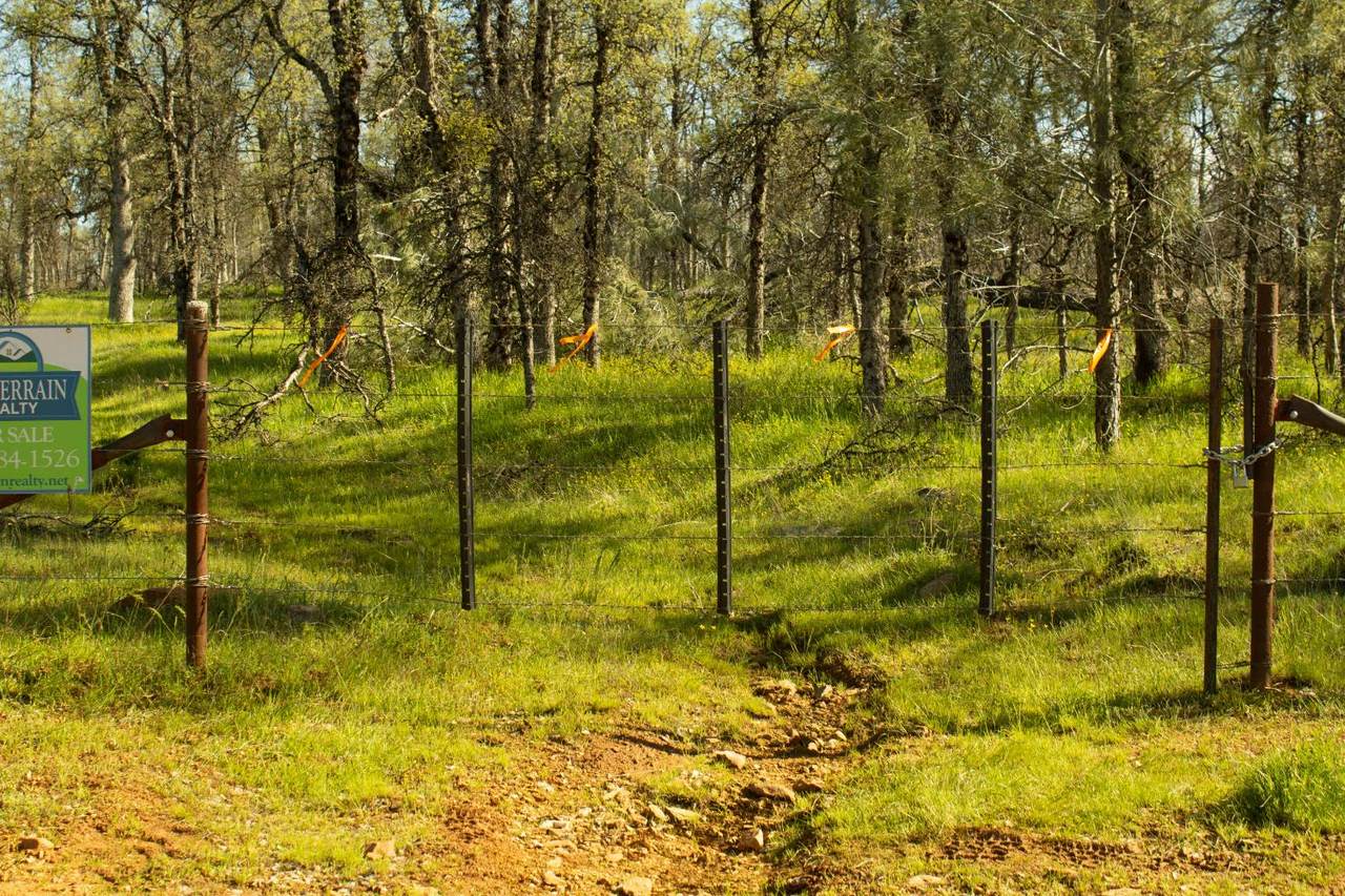 5743 Schilling Road - Photo 1