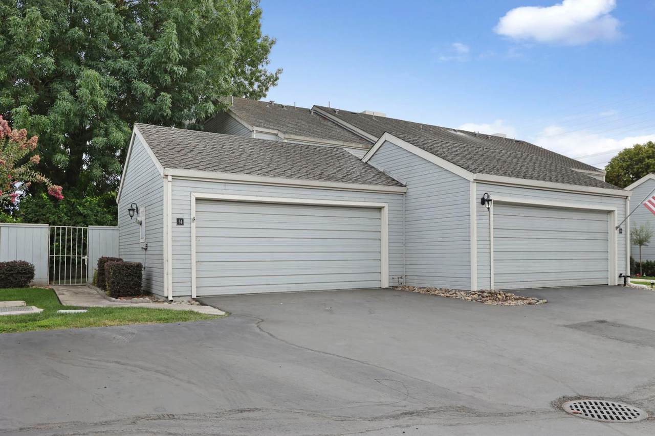 2930 Driftwood Place - Photo 1