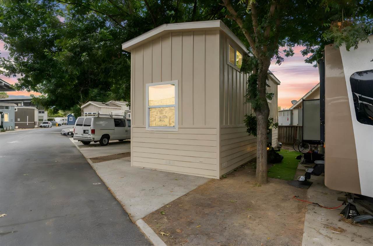 5878 Garlic Farms Dr - Photo 1