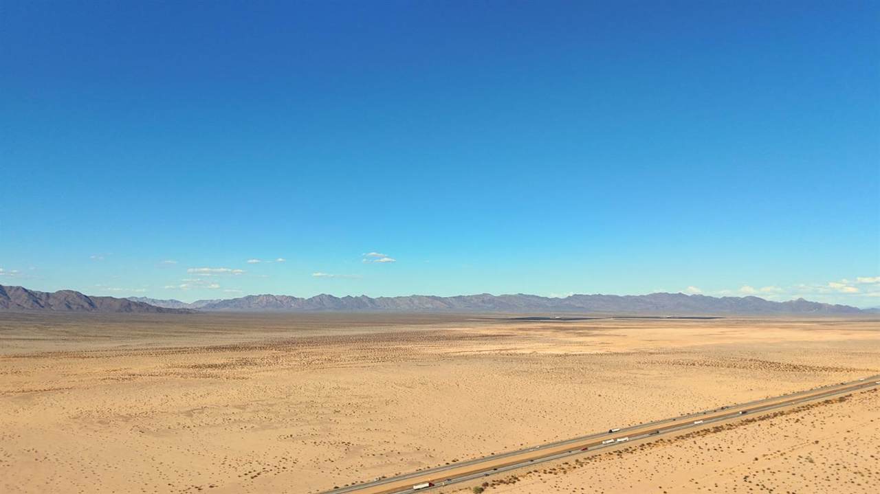 0 Apn 810-311-004 & 810-311-010 - Photo 1
