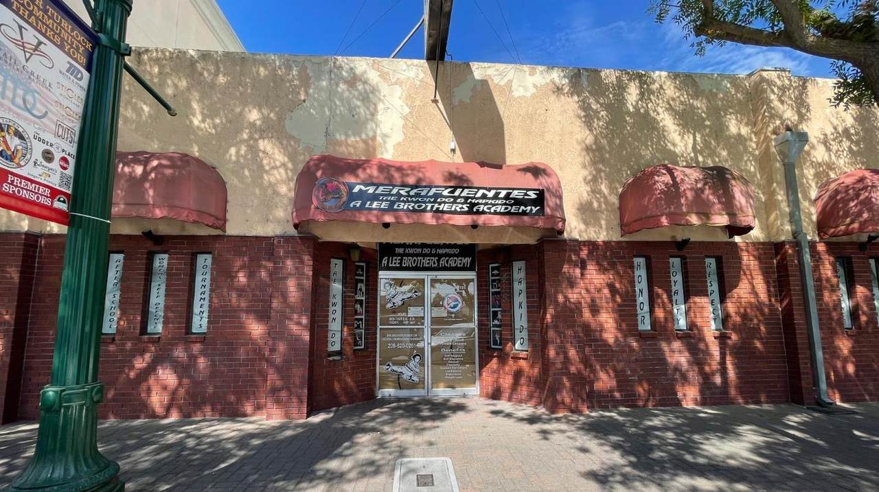 415 Main Street - Photo 1