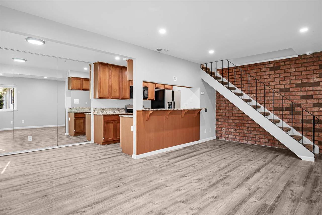 303 Harding Boulevard - Photo 1