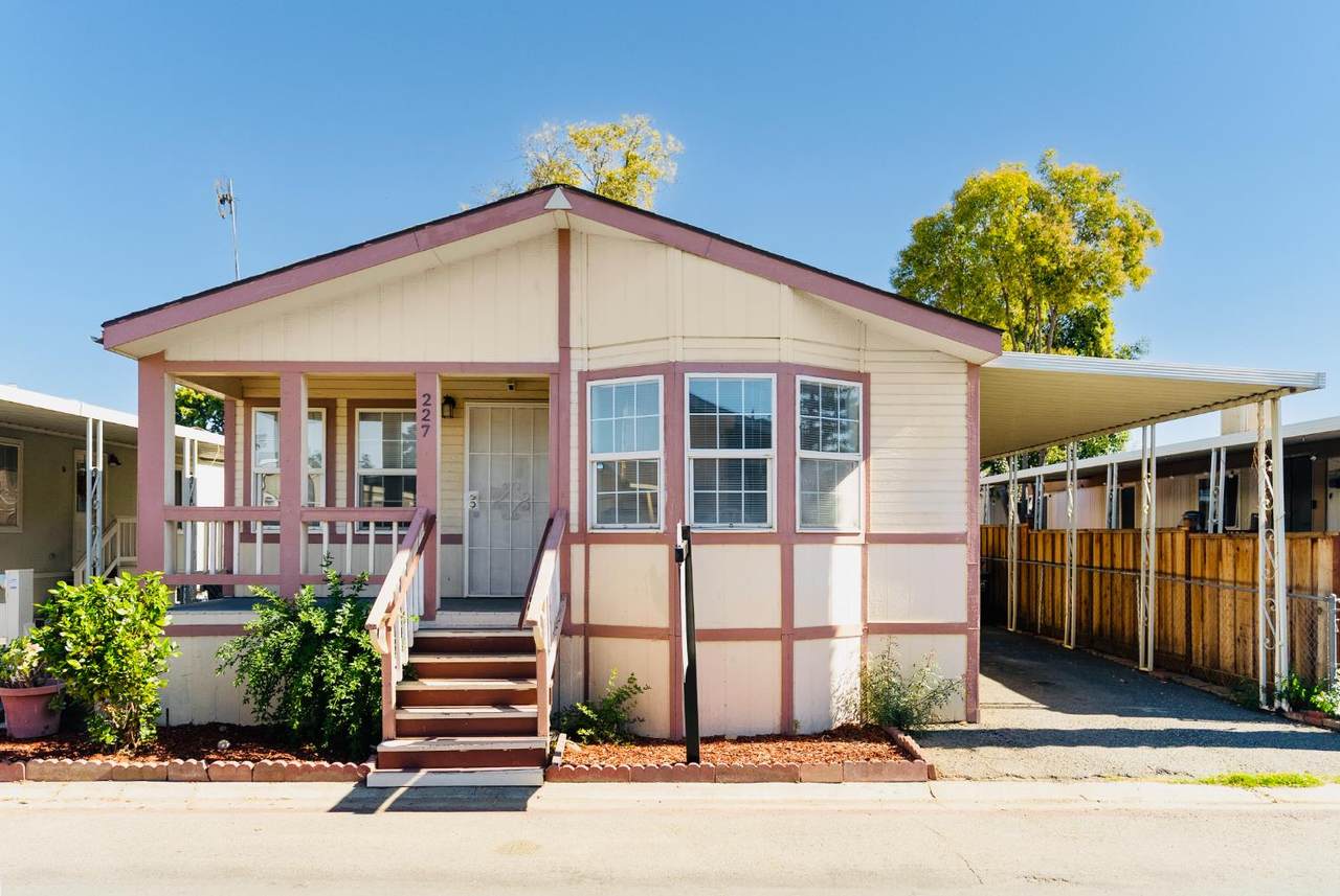 200 Ford Road - Photo 1