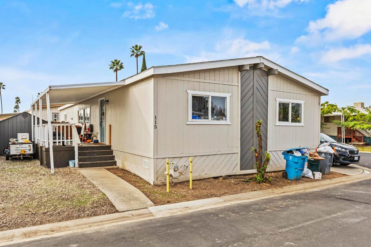 115 Via Flora - Photo 1