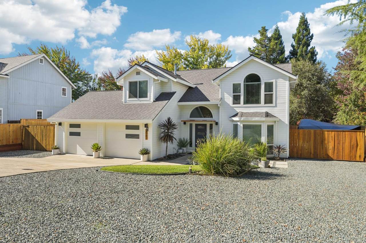 2982 Windsor Court - Photo 1