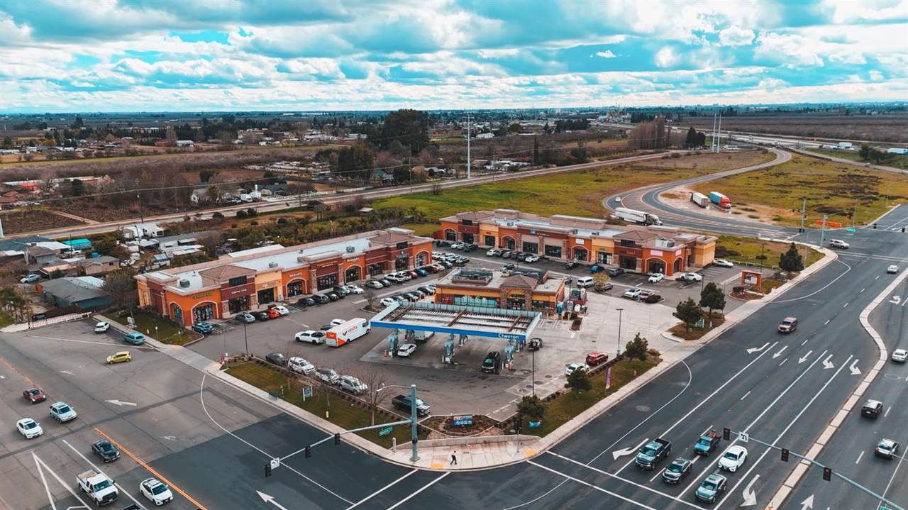 3018 Service Road - Photo 1