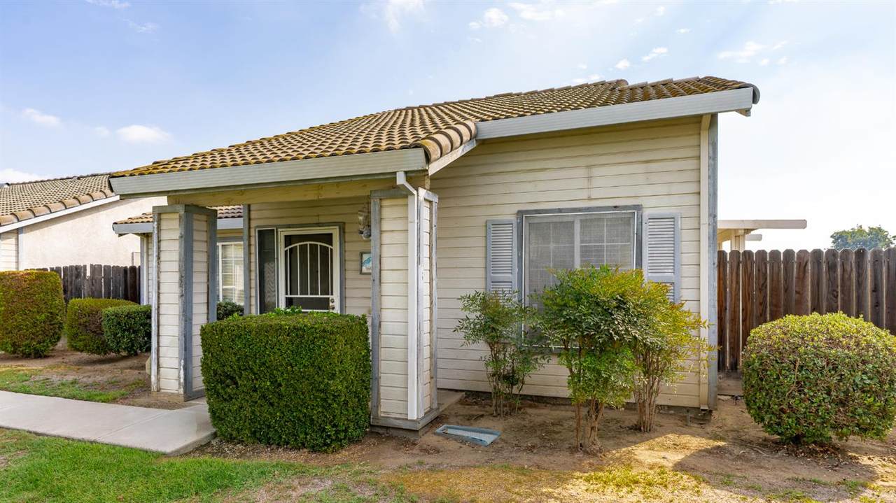 2640 Parkway - Photo 1