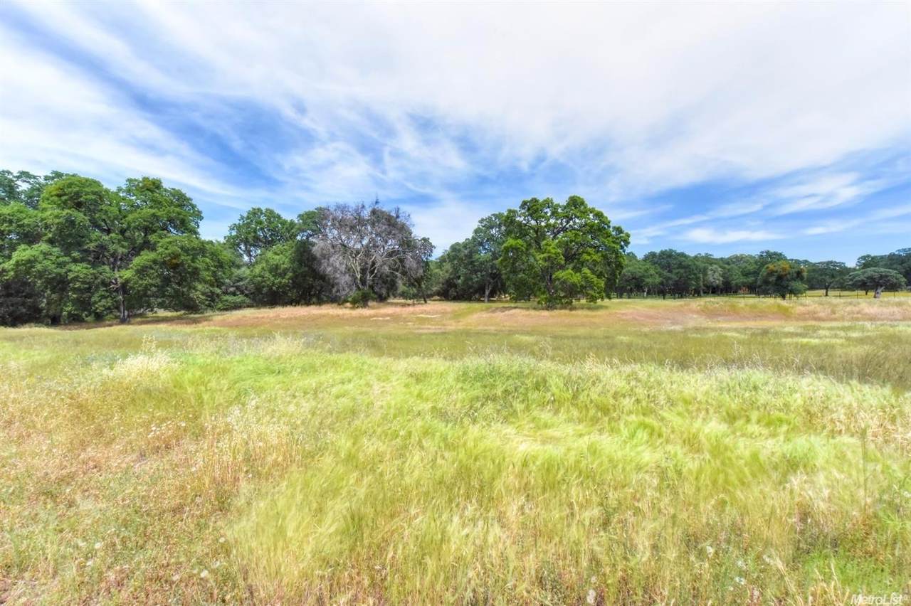 353 El Greco Court - Photo 1