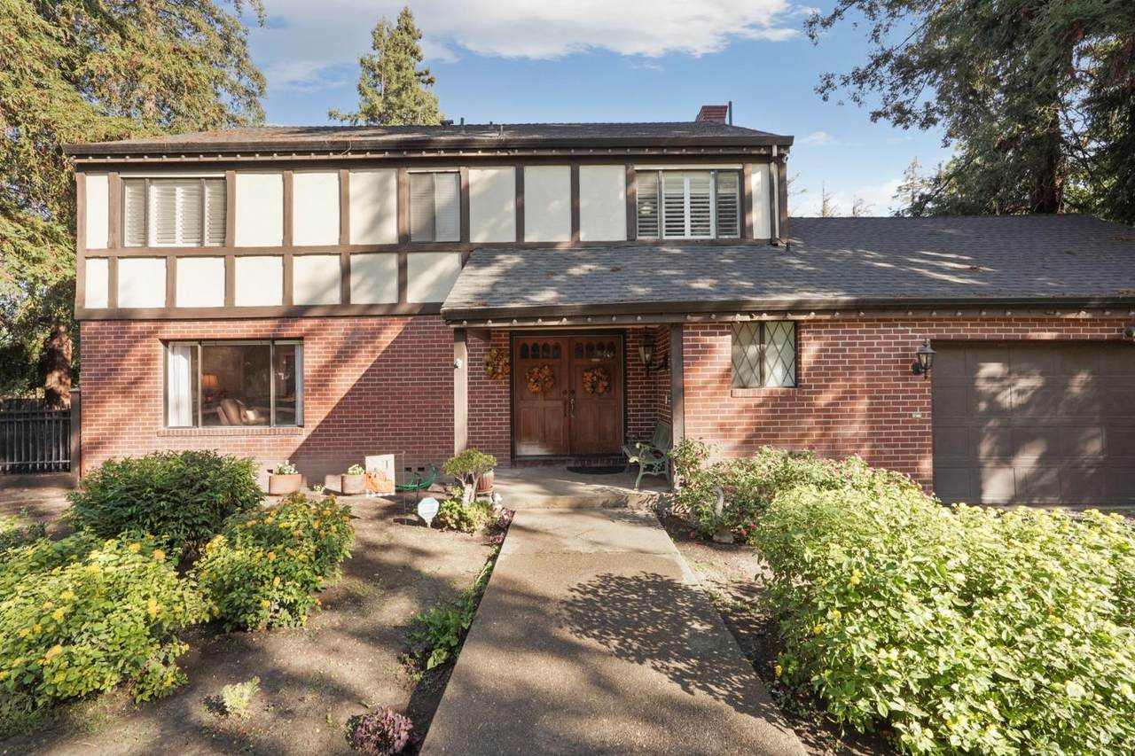 6407 Mulberry Lane - Photo 1