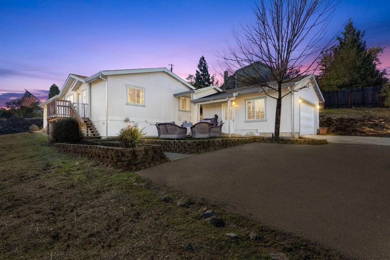 2541 Knollwood Drive - Photo 1