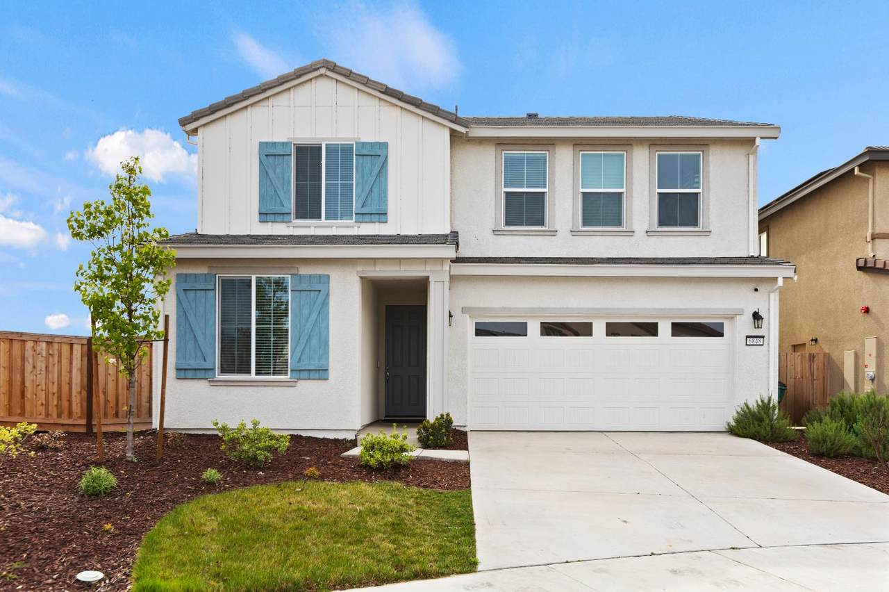 6848 Kilamanjaro Way - Photo 1