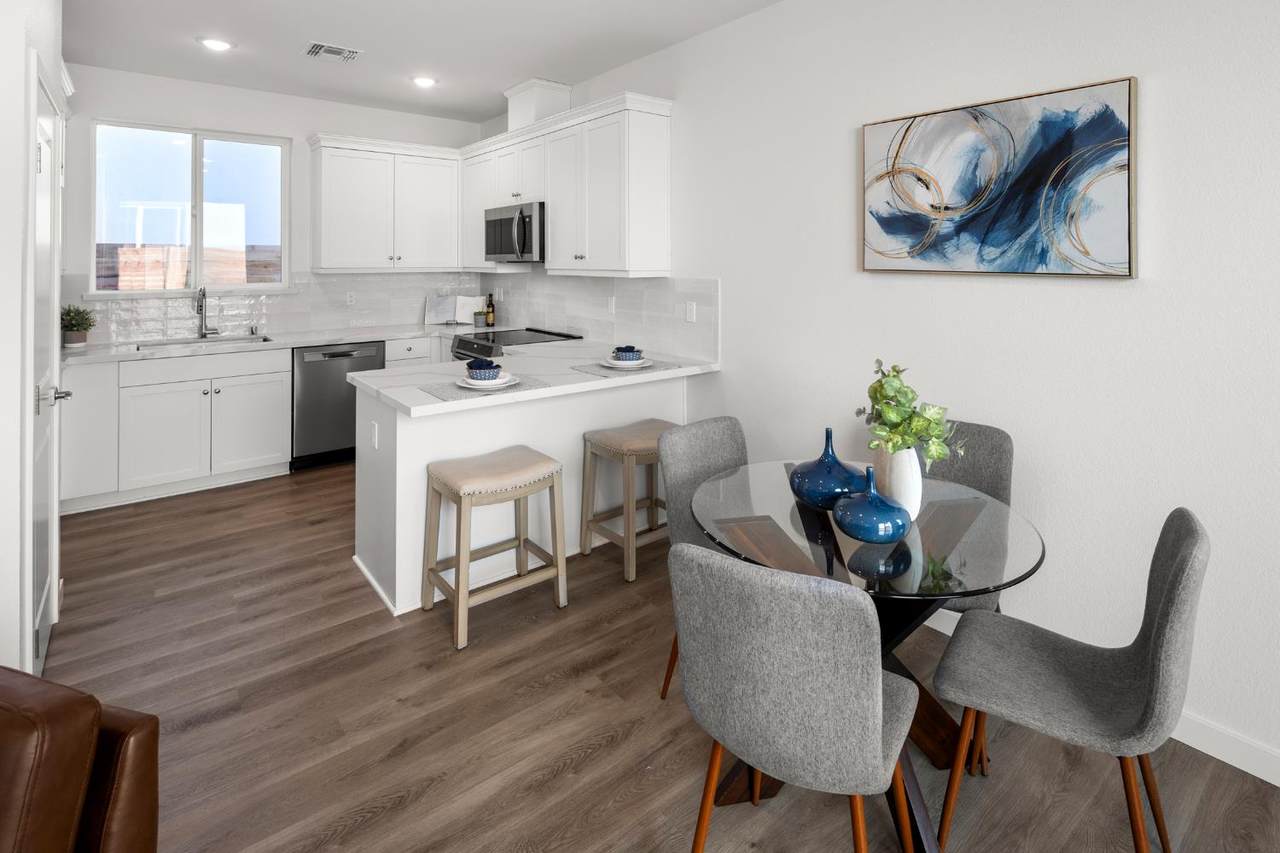 6441 Ventris Walk - Photo 1