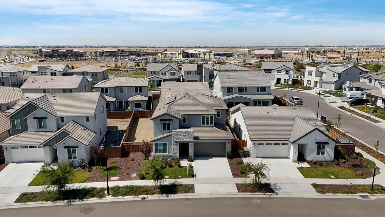 3494 Dobbins Court - Photo 1