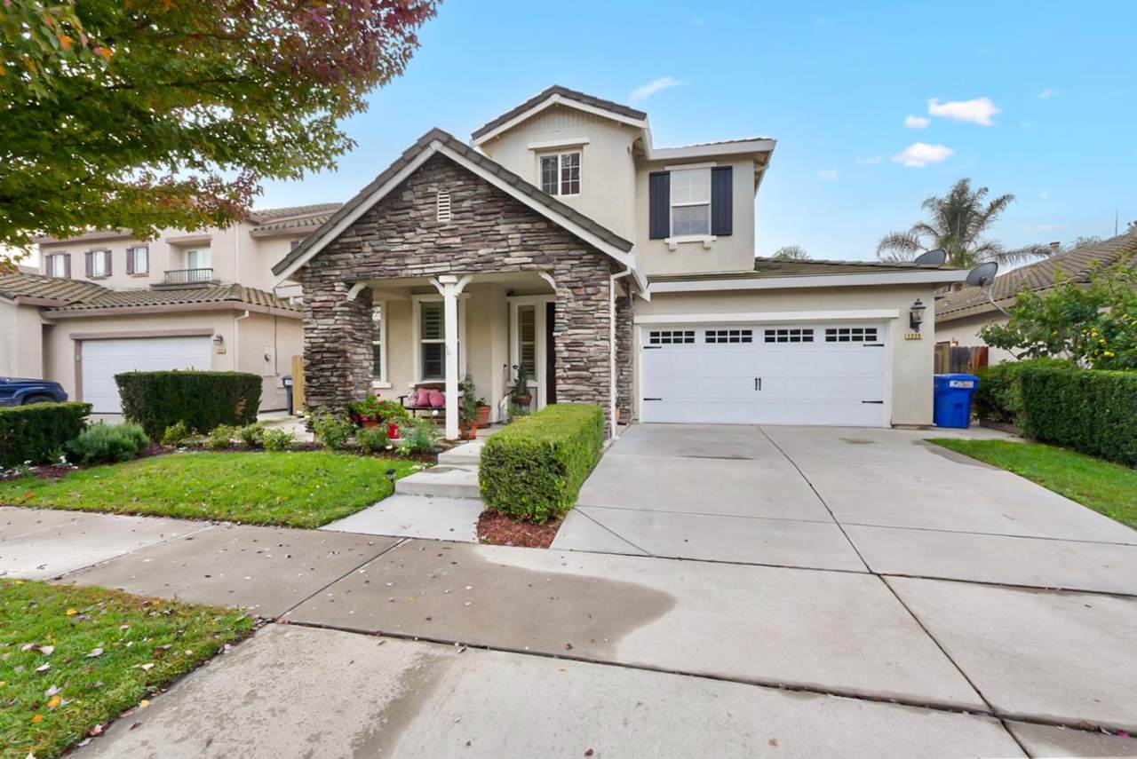 1232 Paseo Belleza - Photo 1