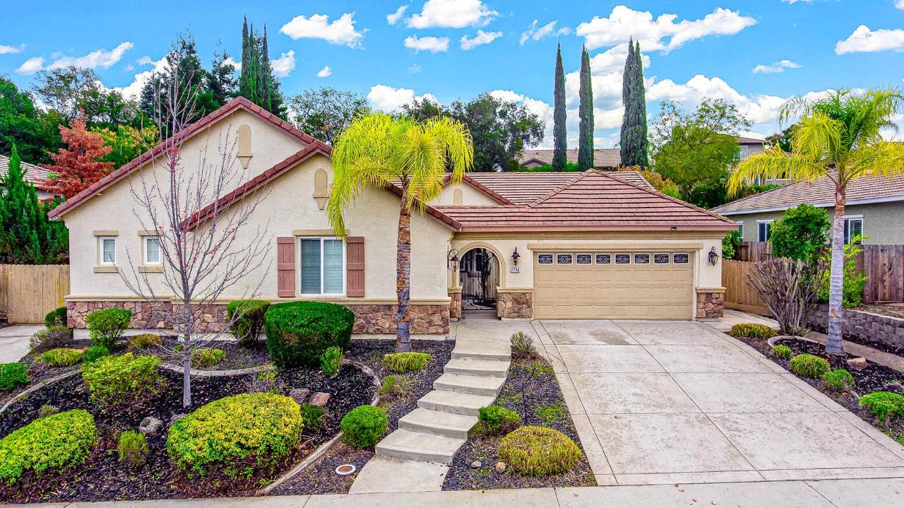 2790 Milstead Way - Photo 1