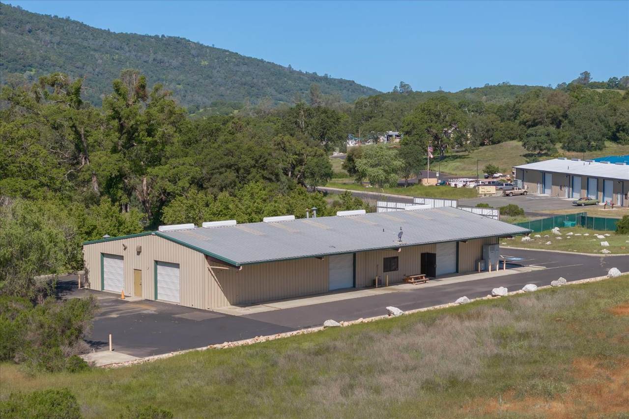 320 George Reed Drive - Photo 1