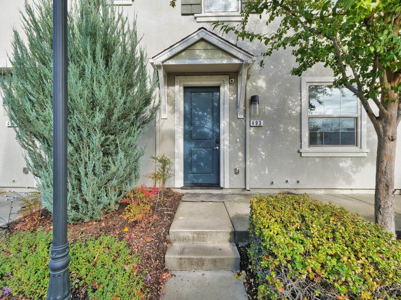 493 Tailoff Lane - Photo 1