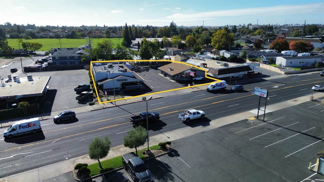 1023 F Street - Photo 1