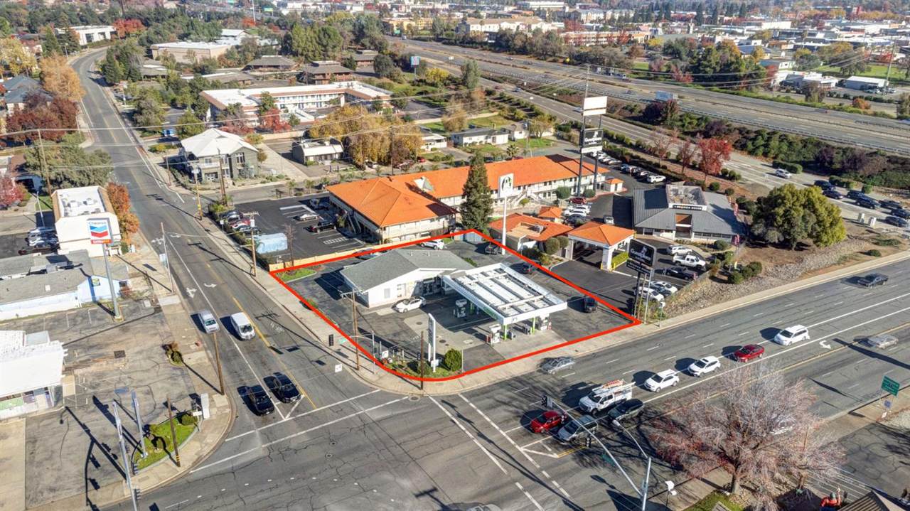 510 Cypress Ave - Photo 1