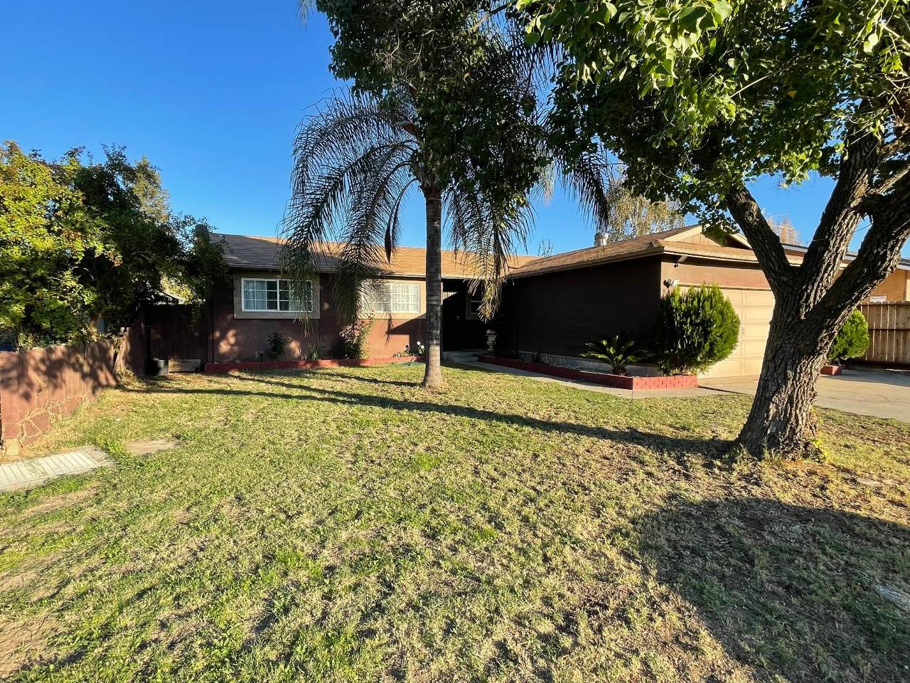 9870 Margaret Court - Photo 1