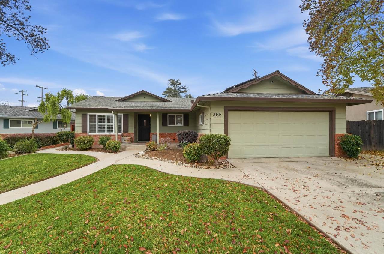 365 Birchwood Court - Photo 1