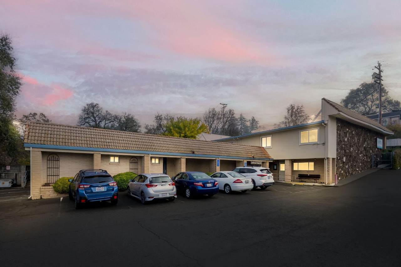 1212 High Street - Photo 1