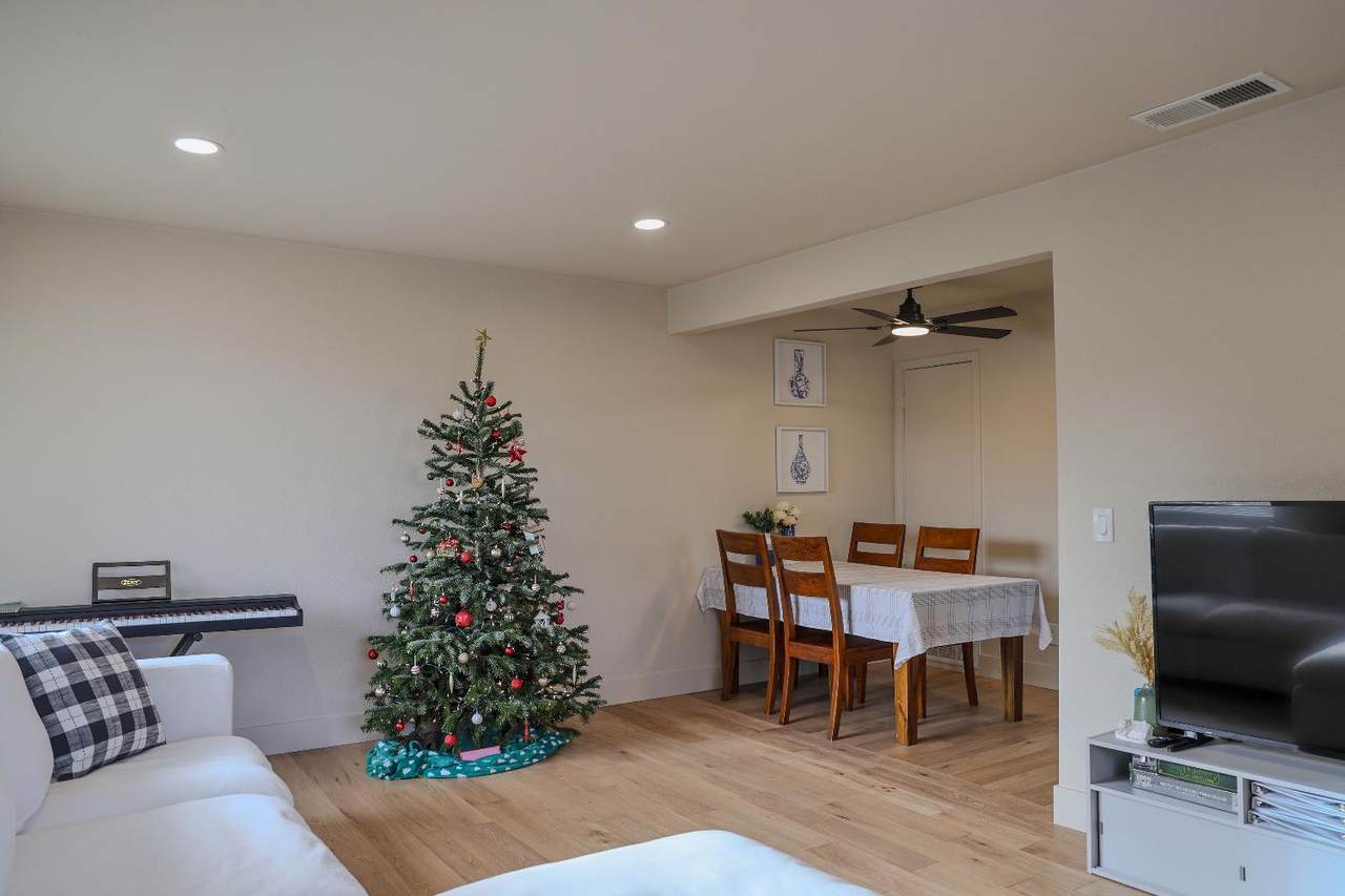 11473 Quartz Drive - Photo 1