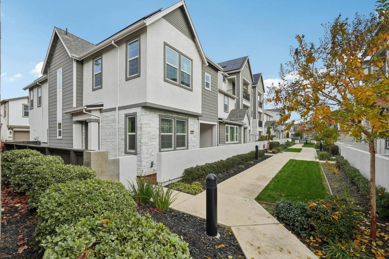 3081 Windwalker Walk - Photo 1