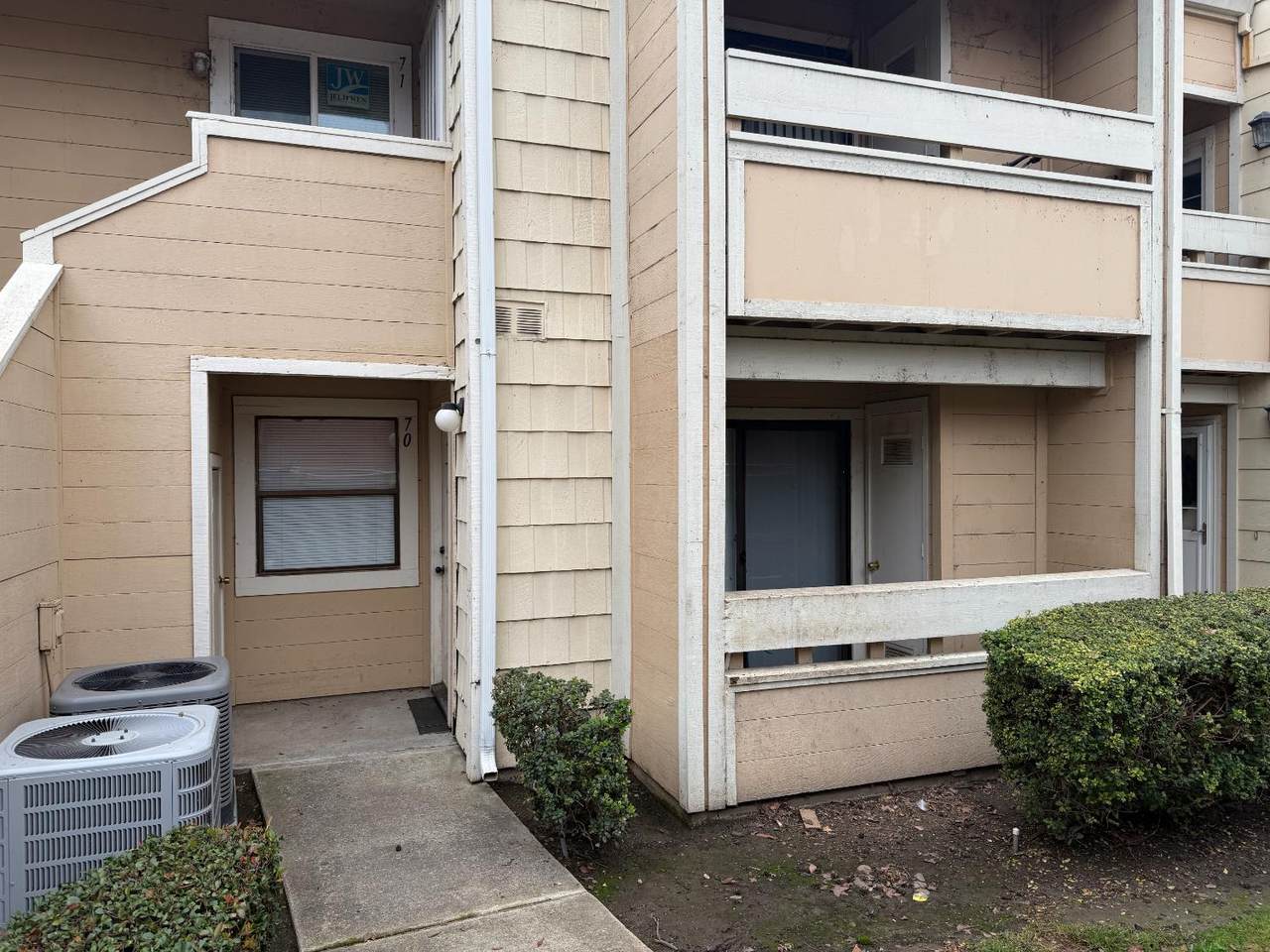 1661 Pyrenees Avenue - Photo 1