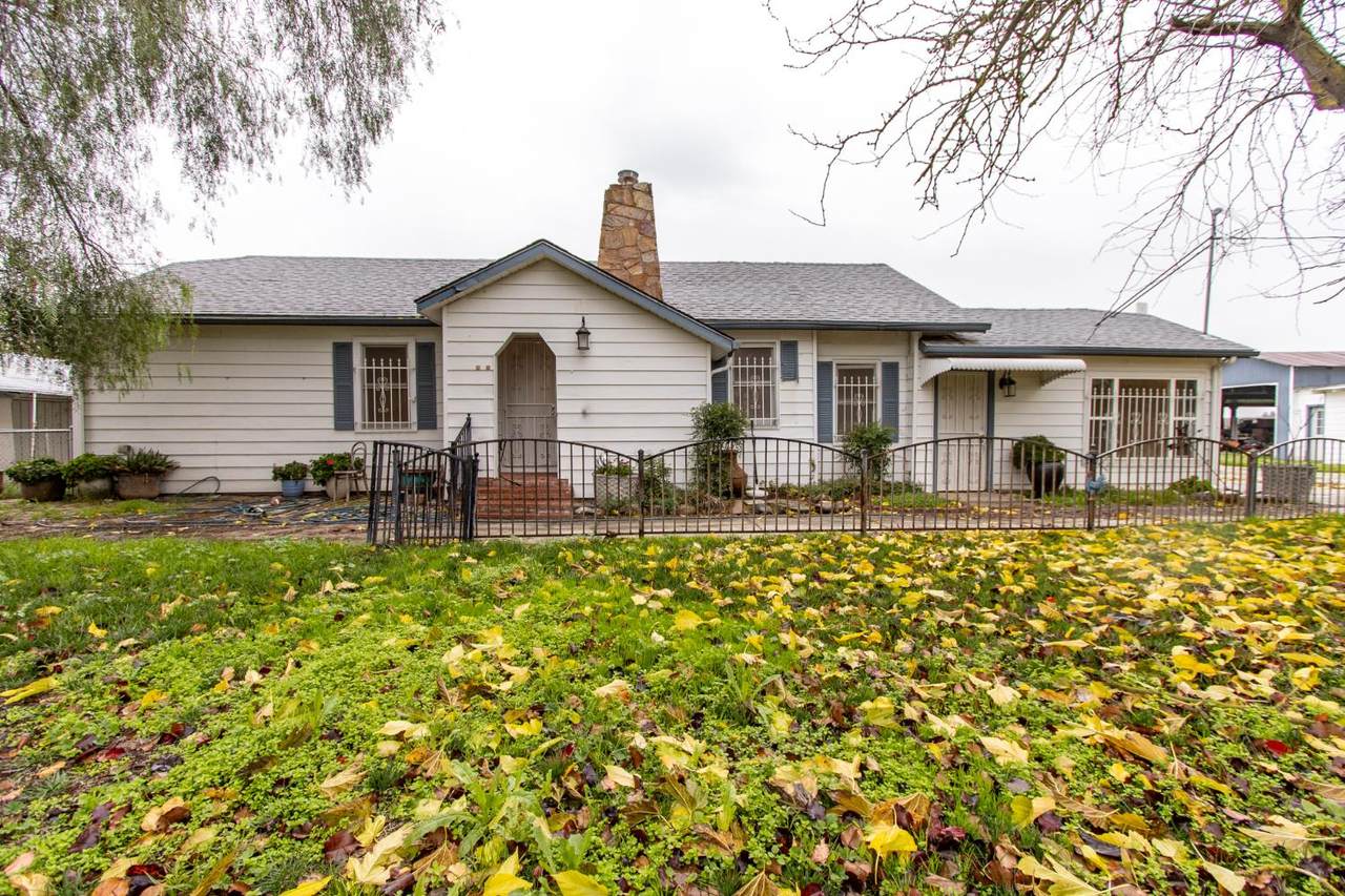 4342 Vassar Avenue - Photo 1