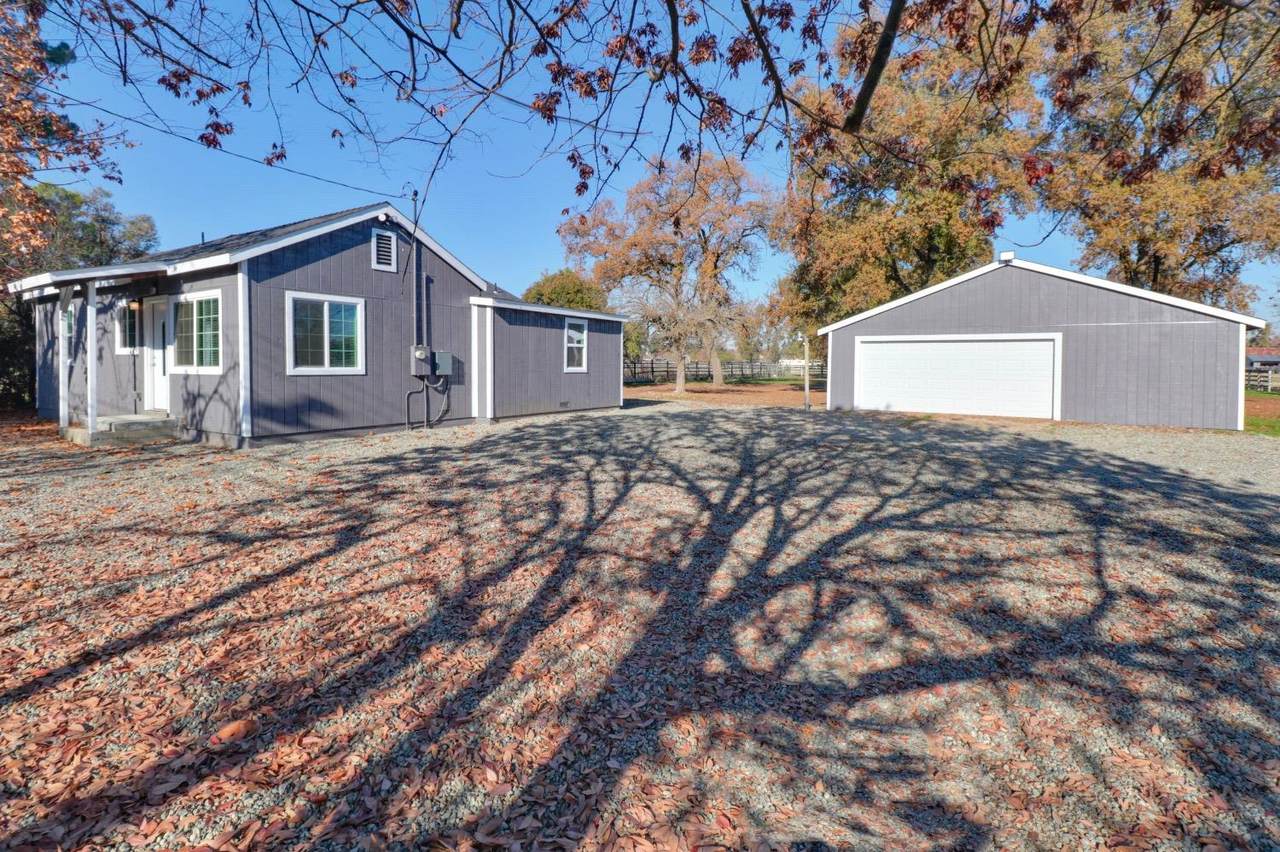 1133 Curved Bridge Road - Photo 1