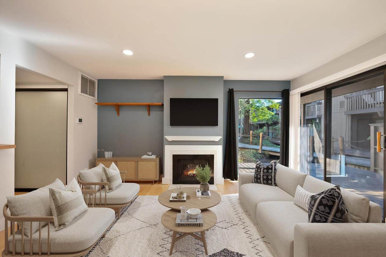 915 Fulton Avenue - Photo 1