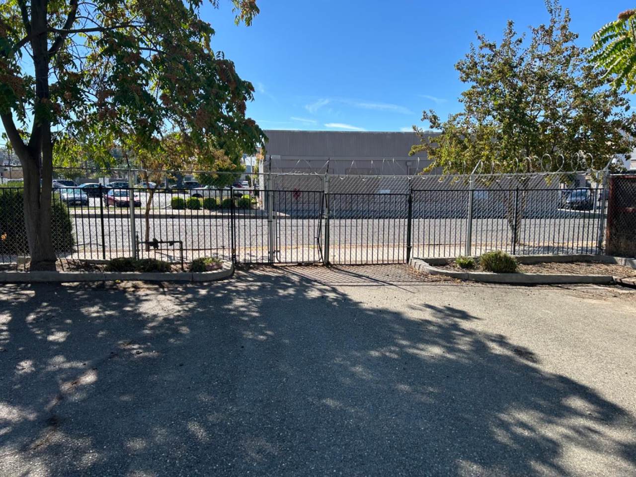 https://bt-photos.global.ssl.fastly.net/sacramento/1280_boomver_1_560965868-2.jpg