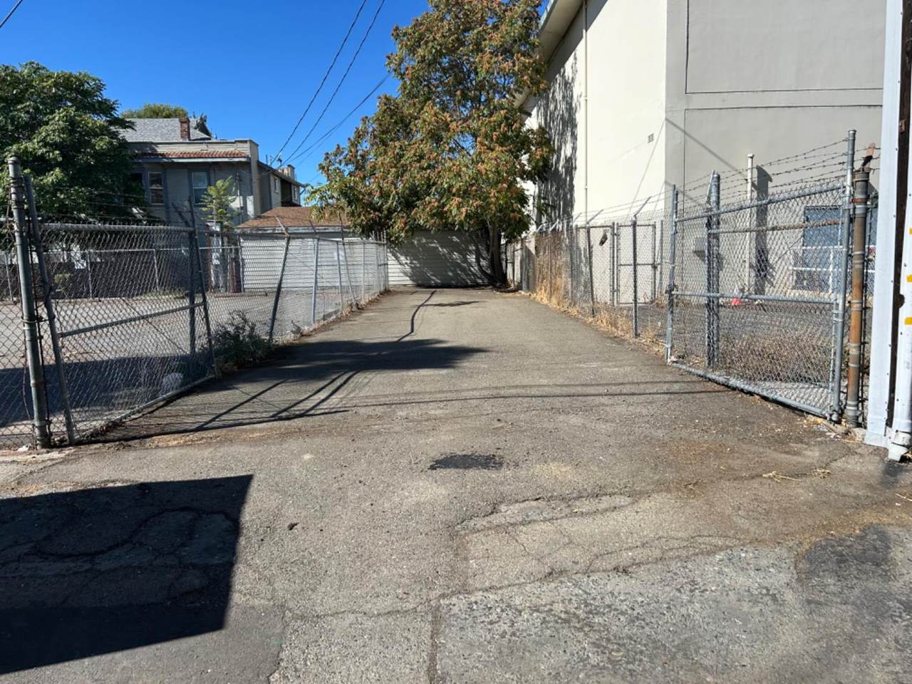 https://bt-photos.global.ssl.fastly.net/sacramento/1280_boomver_1_560965868-2.jpg
