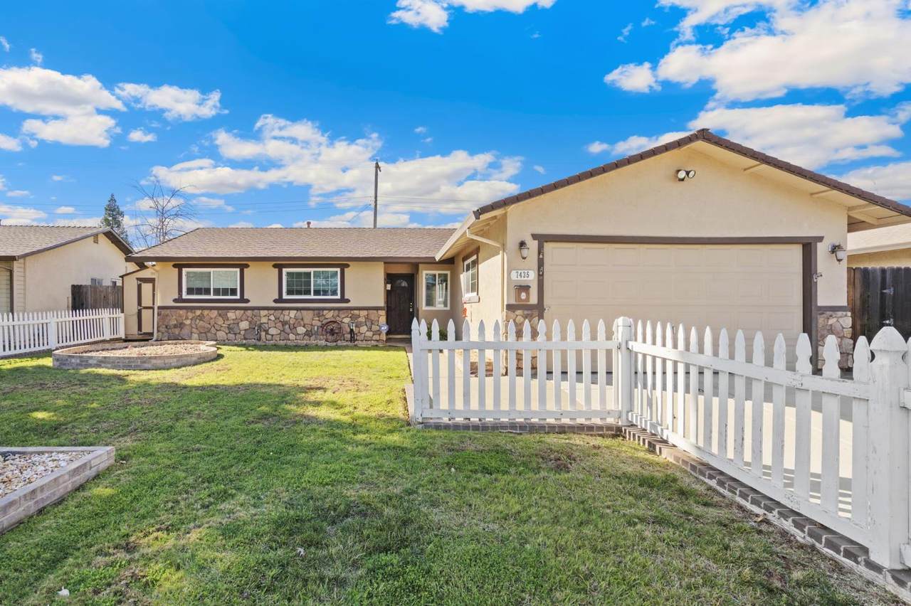 7435 Saybrook Drive - Photo 1