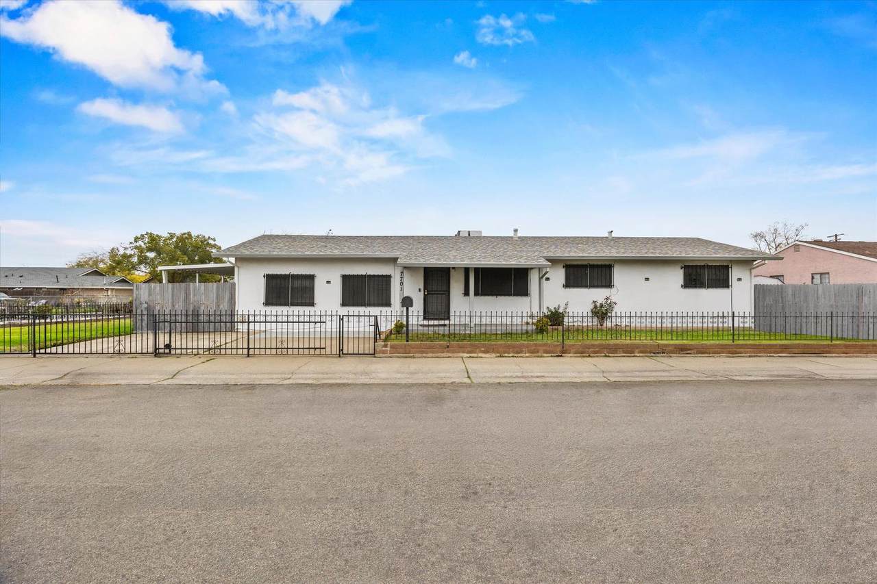 7701 39th Avenue - Photo 1