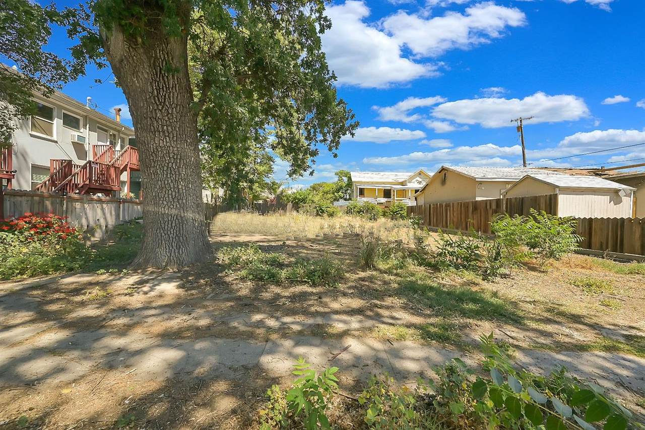 123 3rd St - Photo 1
