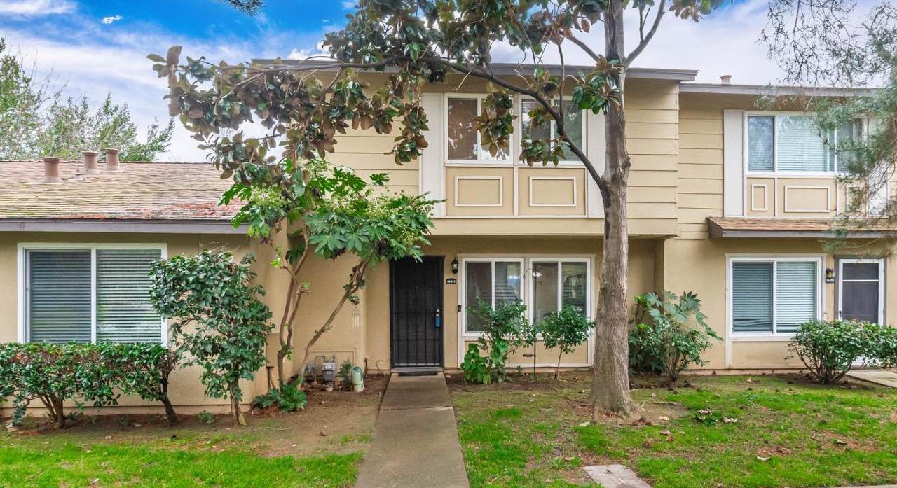 8845 La Riviera Drive - Photo 1