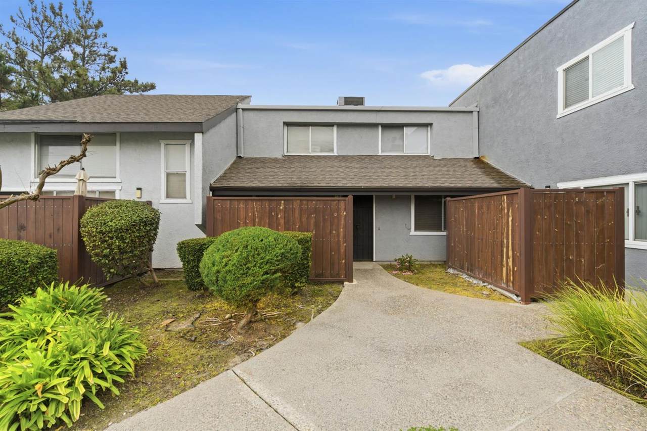 325 Standiford Avenue - Photo 1