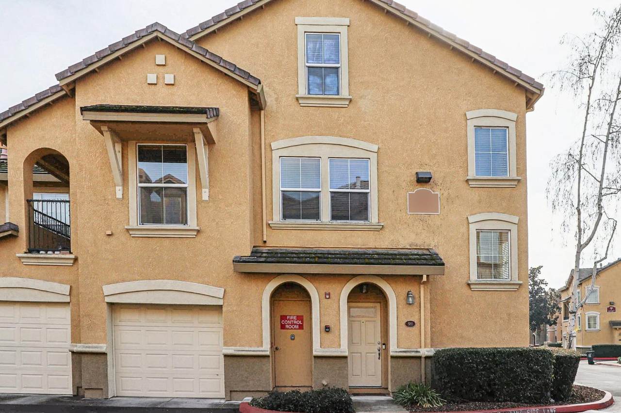 5350 Dunlay Drive - Photo 1