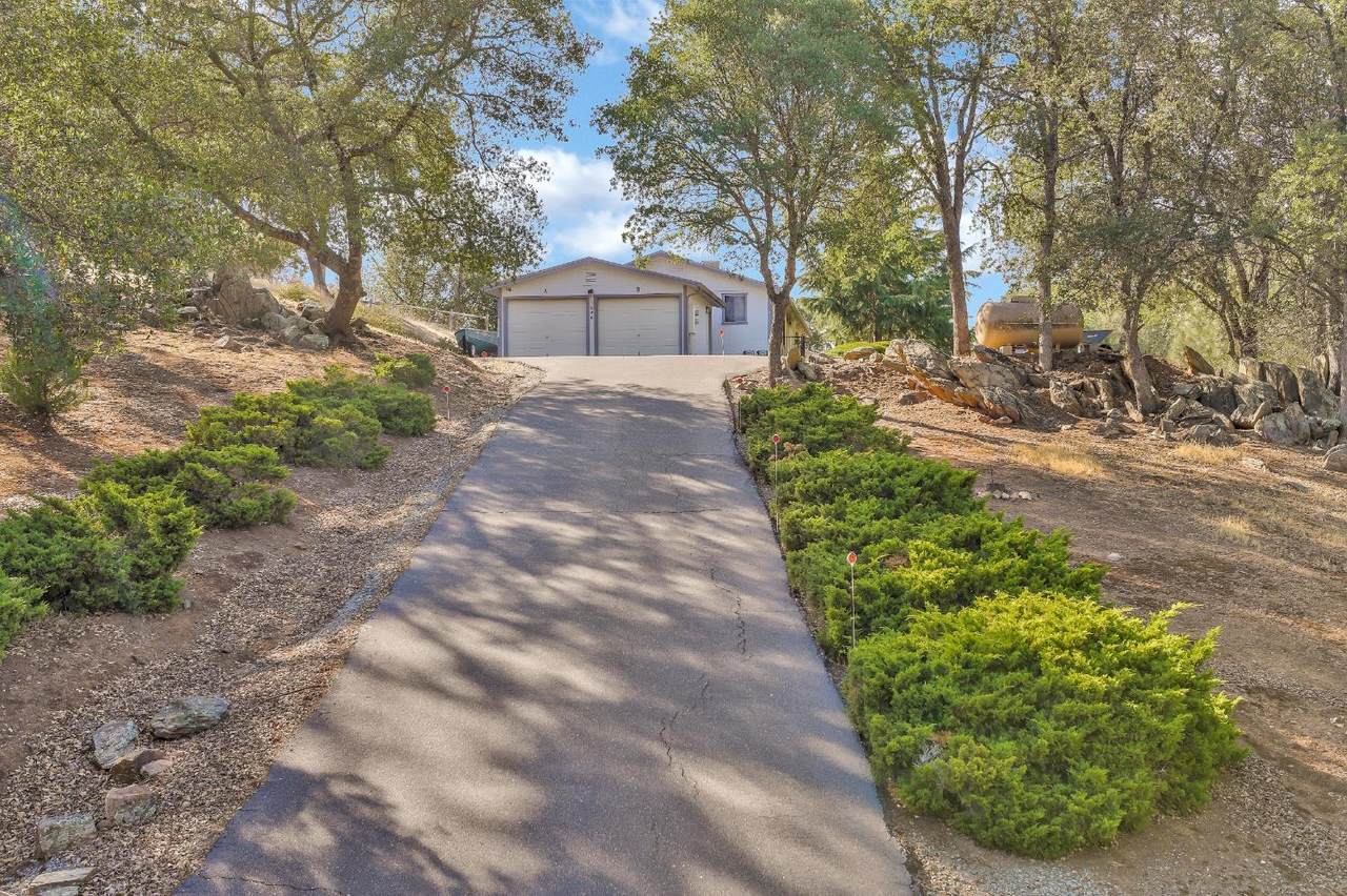 1048 Feather Court - Photo 1