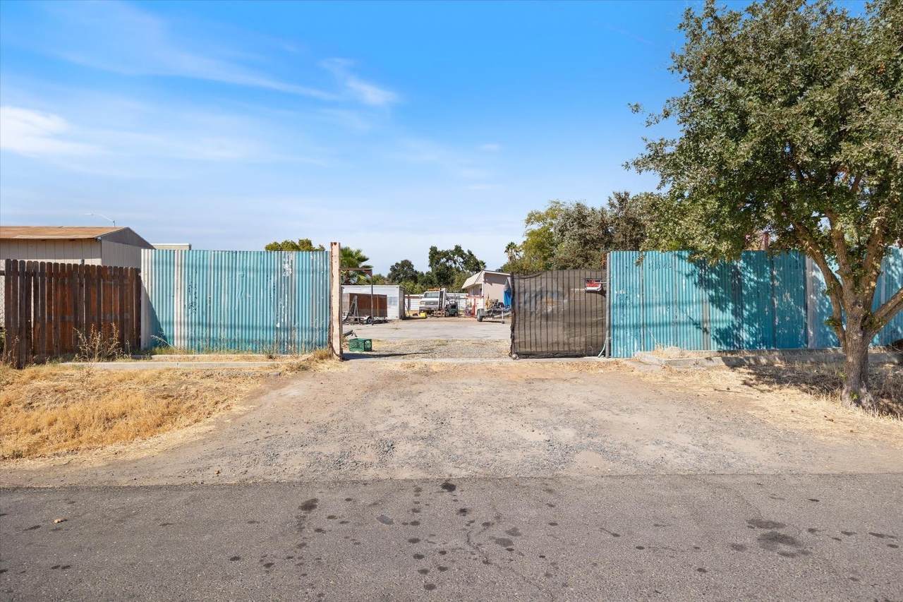 https://bt-photos.global.ssl.fastly.net/sacramento/1280_boomver_1_561031644-2.jpg