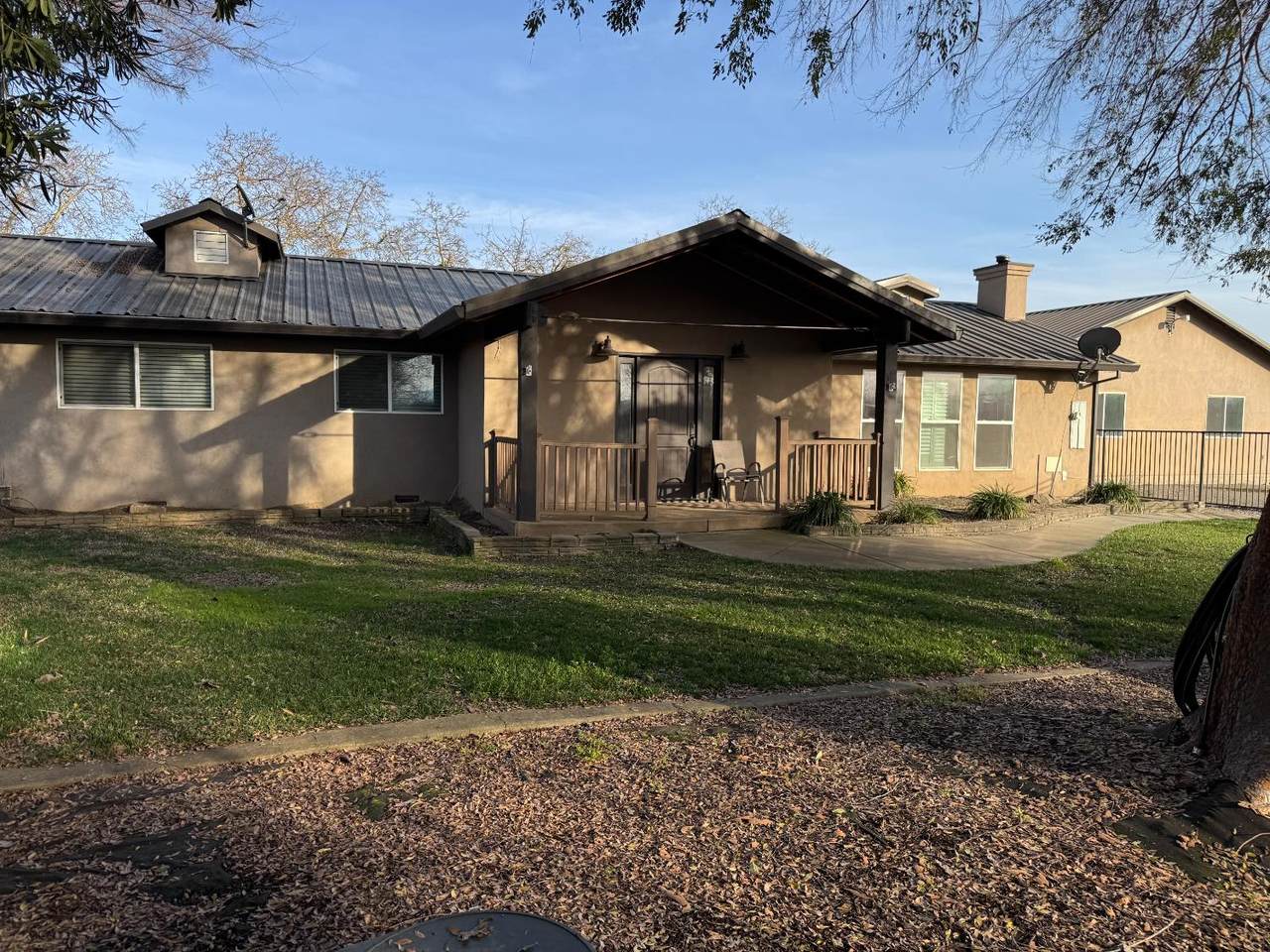 7841 Hwy 99 - Photo 1