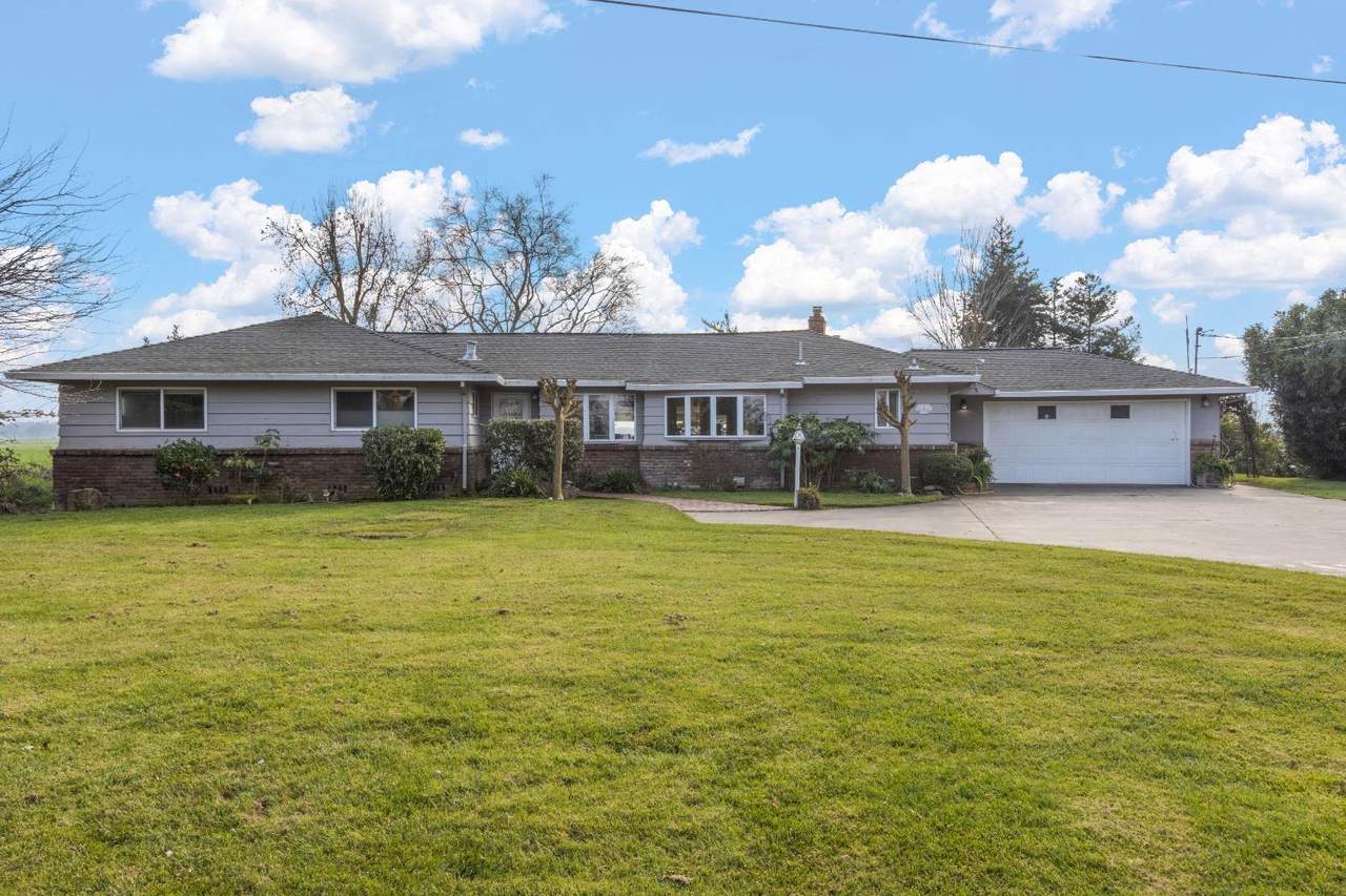 51451 Central Avenue - Photo 1