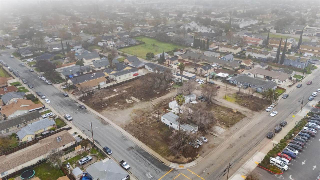 2840 Holly Drive - Photo 1